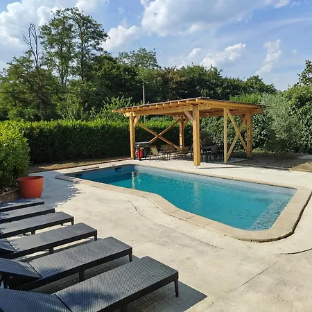 9pers, Saone Et Beaujolais, Piscine Et Terrain Clos Belleville-sur-Saône